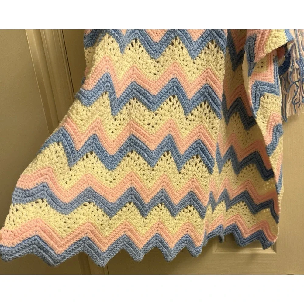 Vintage Afghan Crochet Blanket ‎ Geometric Zig Zag 36x38